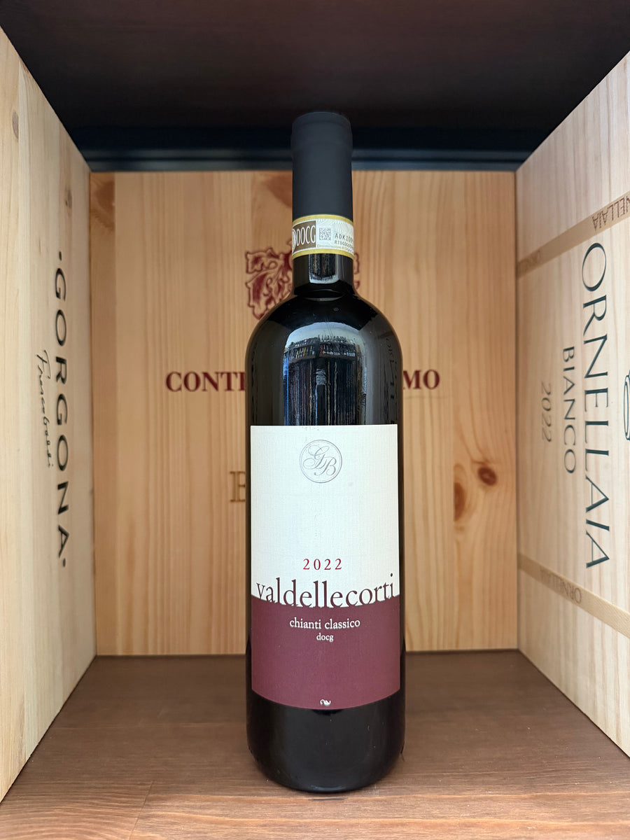 Bottiglia di vino Chianti Classico 2022 Valdellecorti di Enoteche Toscane, con etichetta e tappo in evidenza.