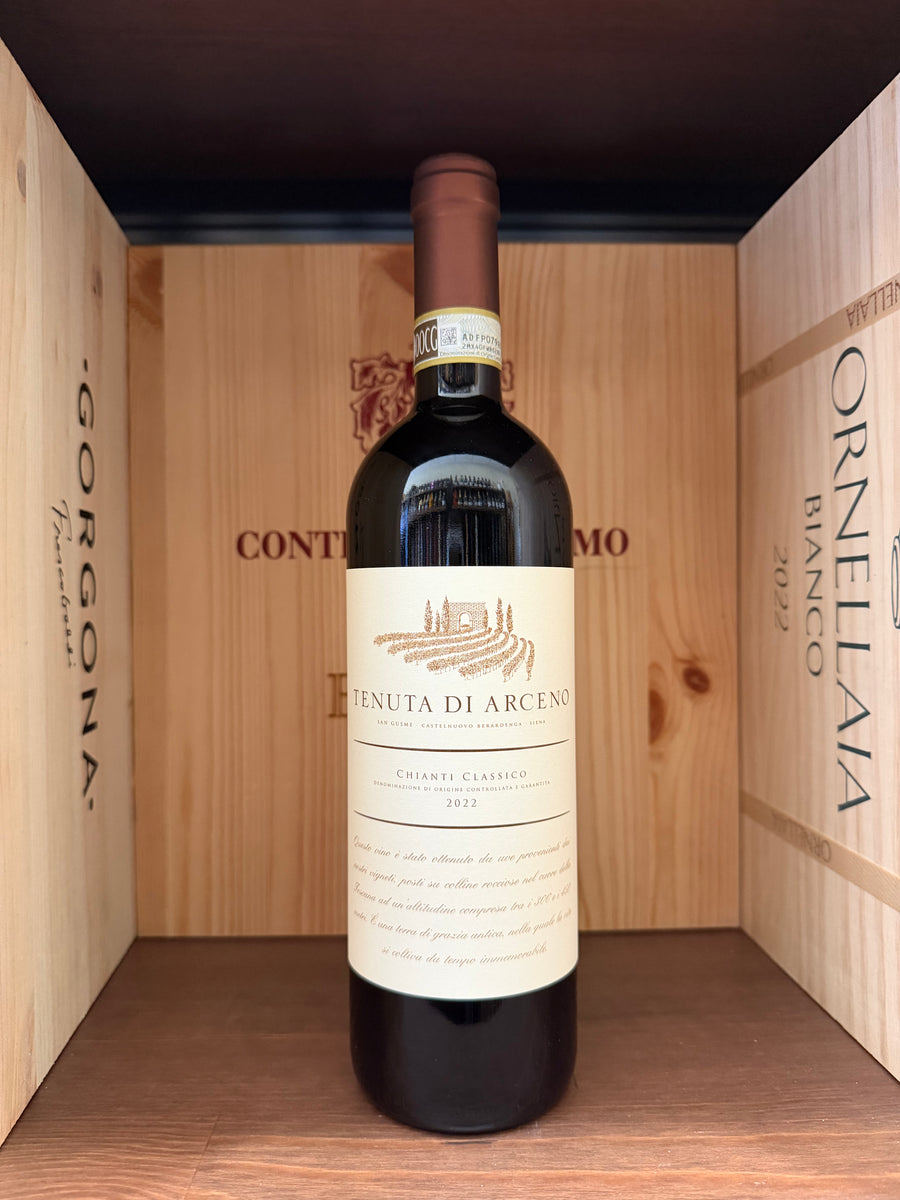 Bottiglia di Tenuta di Arceno Chianti Classico 2022 di Enoteche Toscane, con etichetta e dettagli del vino.
