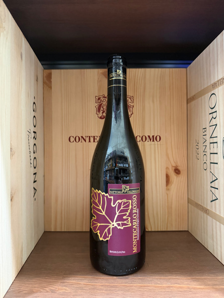 Bottiglia di Montecarlo Rosso Fattoria Valdrighi 2025, vino rosso toscano in bottiglia con etichetta elegante.